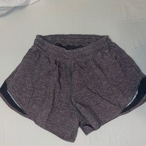 Lululemon Hotty Short short 4 inch length shorts